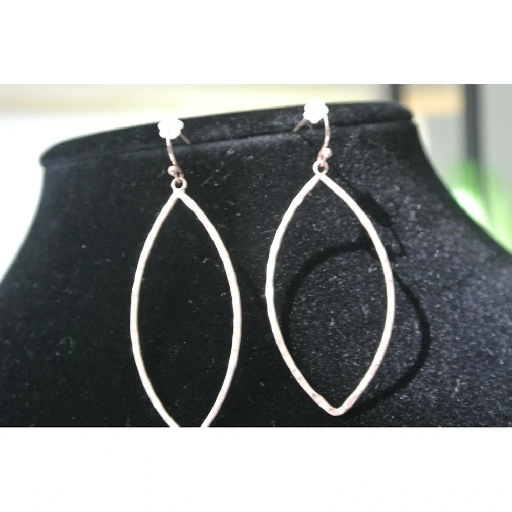 StitchFix Hammered Gold Tone Marquise Leaf Open Drop Earrings OS